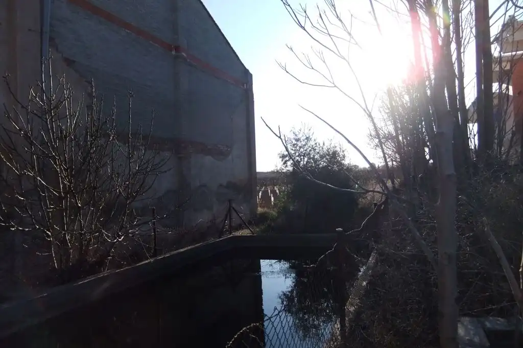 Piscina de Terreno industrial en venta en Les Borges Blanques