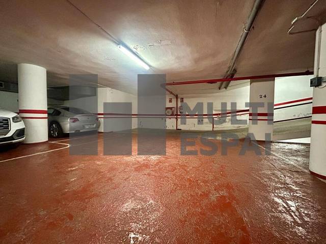 Garaje en Venta en Via Augusta en Les Tres Torres