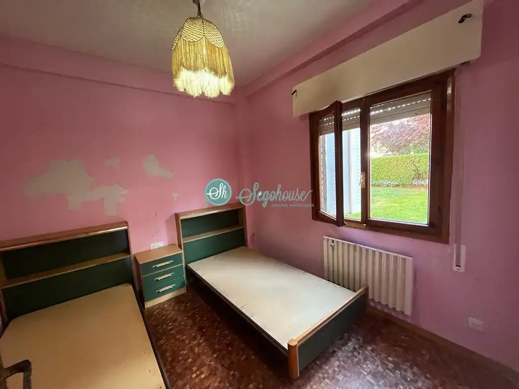 Bedroom of Flat for sale in Segovia  with Terrace