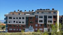 Außenansicht von Wohnung zum verkauf in Albelda de Iregua mit Balkon