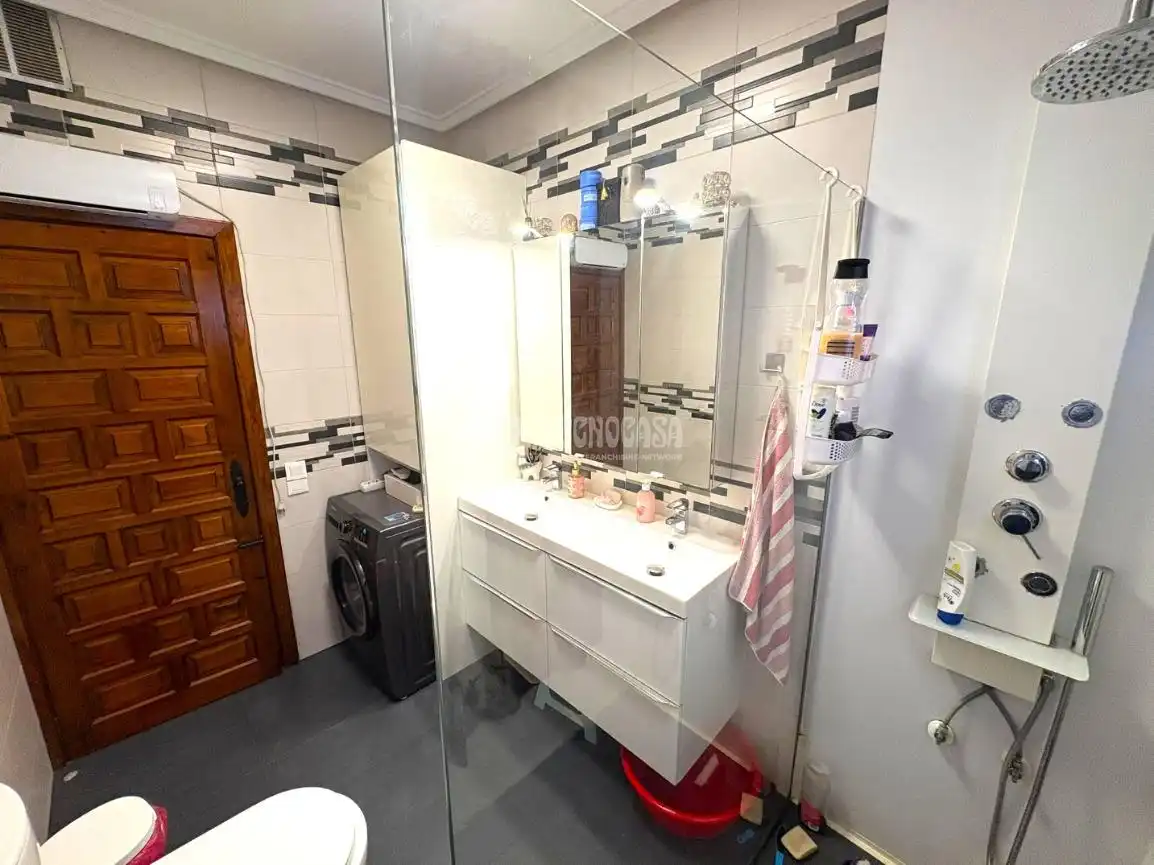 Bany de Casa o xalet en venda en Zaragoza amb Aire condicionat, Calefacció i Terrassa