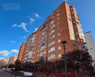 Exterior view of Flat for sale in Valladolid Capital  with Heating and Terrace