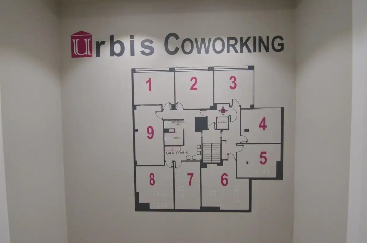 Büro zur Miete in Salamanca mit Heizung