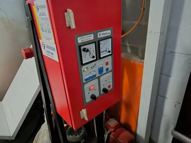 Geschaftsraum zur Miete in Huelva mit Möbliert und Alarm