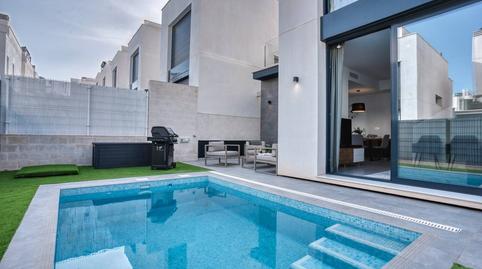 Foto 2 de Casa o chalet en venta en Los Almendros, Alicante