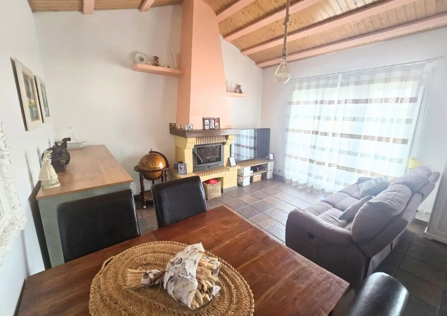 Sala de estar de Casa adosada en venta en Sabadell con Aire acondicionado, Calefacción y Terraza
