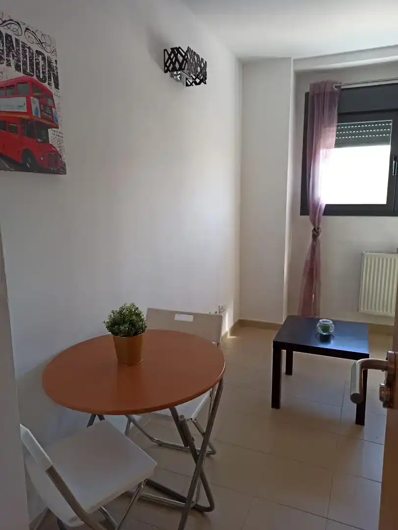 Sala d'estar de Pis de lloguer en Alcorcón amb Moblat, Forn i Rentadora