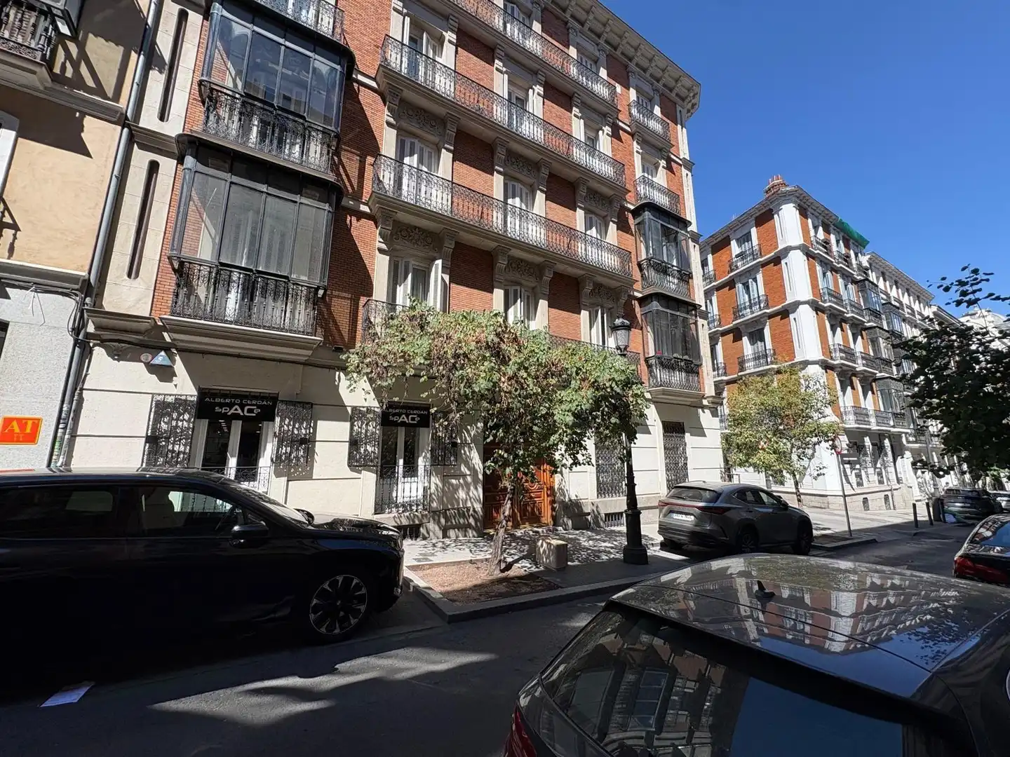Vista exterior de Piso de alquiler en Madrid con Aire acondicionado, Calefacción y Balcón