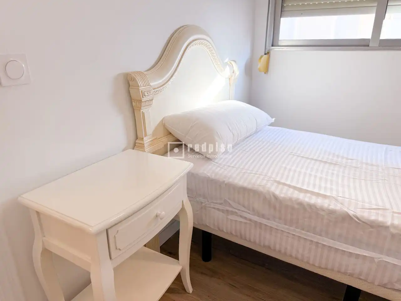 Habitación de Piso en venta en Valencia con Amueblado y Alarma