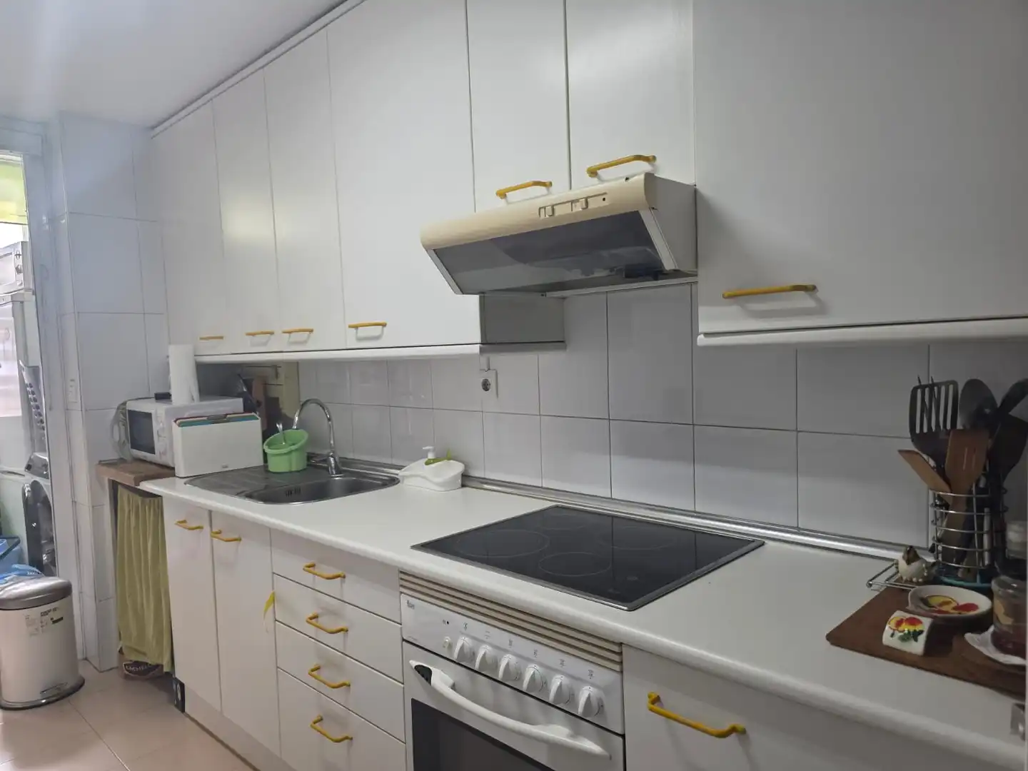 Cuina de Pis en venda en Madrid amb Aire condicionat, Calefacció i Terrassa
