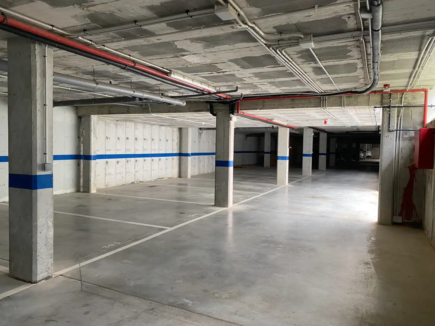 Parkplatz von Erdgeschoss zum Verkauf in Sant Josep de sa Talaia mit Klimaanlage, Heizung und Privatgarten