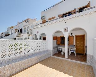 Jardí de Casa adosada en venda en Torrevieja amb Aire condicionat i Terrassa