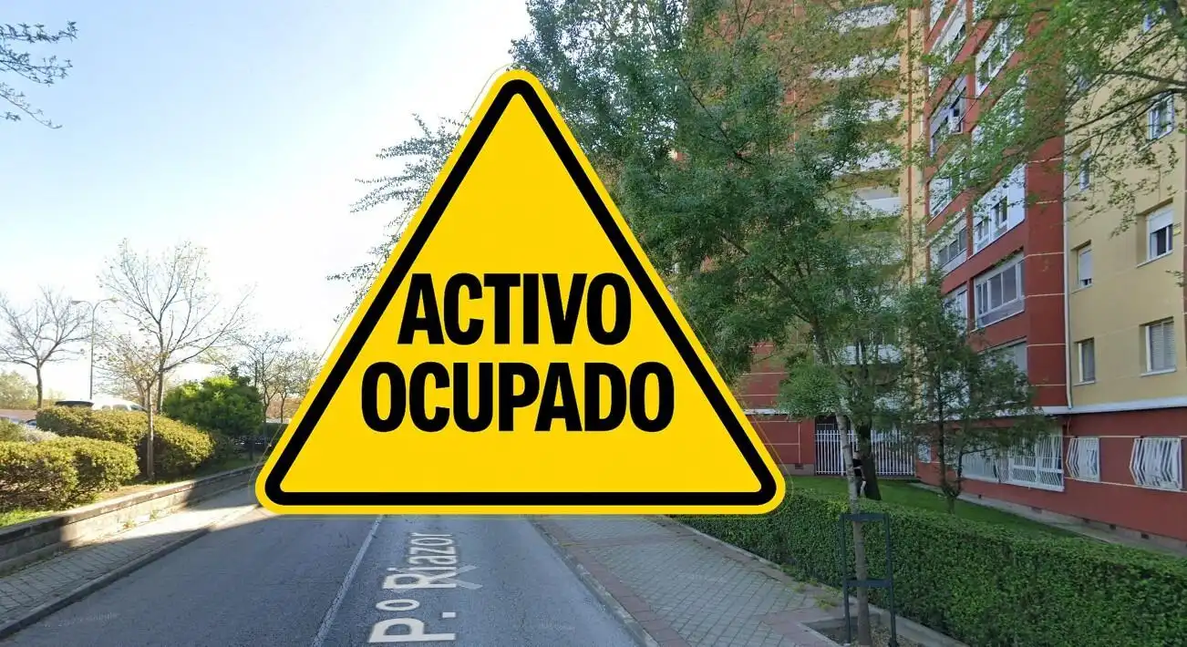 Piso con terraza en venta en RIAZOR