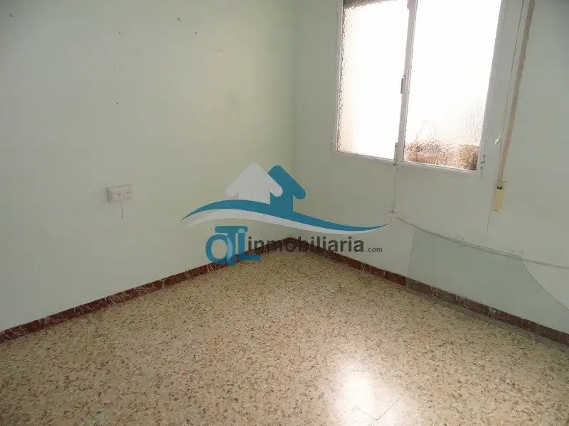 Dormitori de Pis en venda en Linares