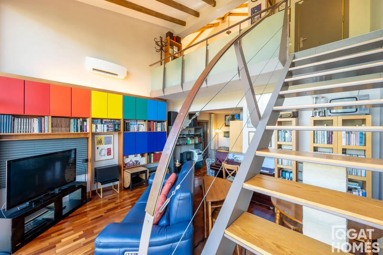 Sala d'estar de Casa o xalet en venda en Sant Cugat del Vallès amb Aire condicionat, Calefacció i Terrassa