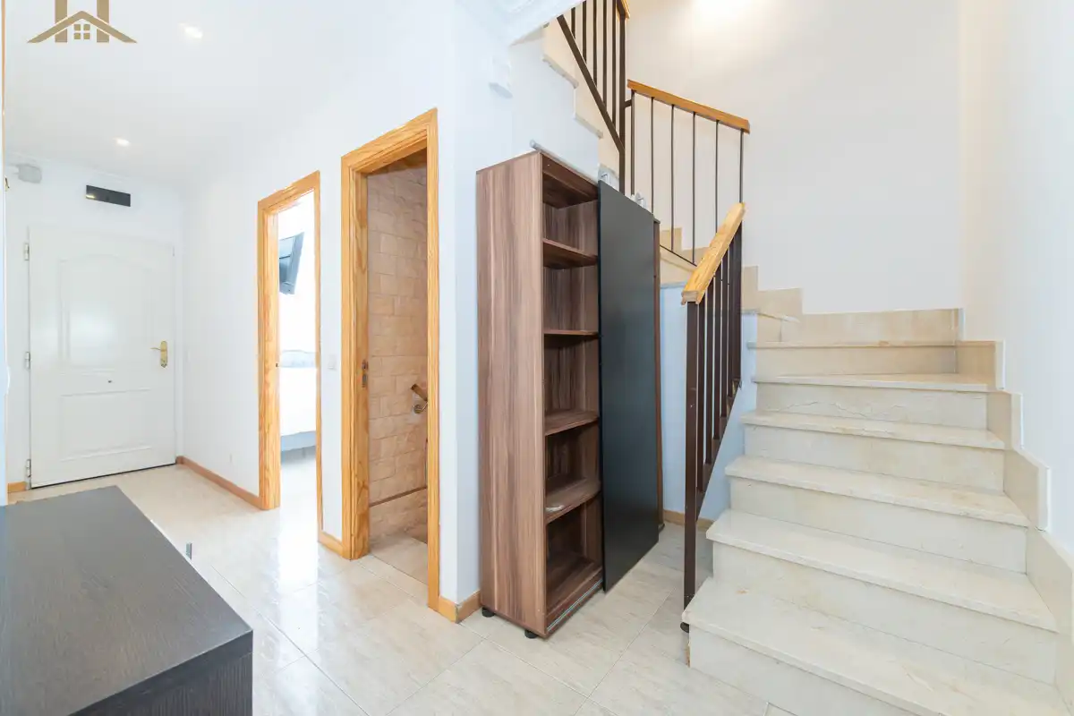 Casa adosada en venta en Loeches con Aire acondicionado, Calefacción y Jardín privado