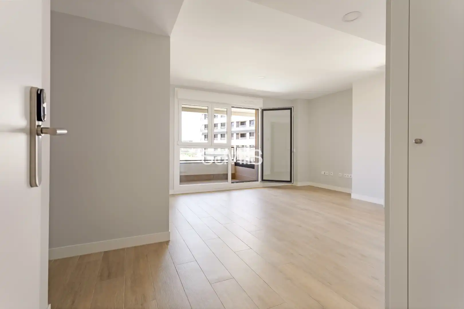 Habitación de Piso en venta en Madrid con Aire acondicionado, Calefacción y Terraza