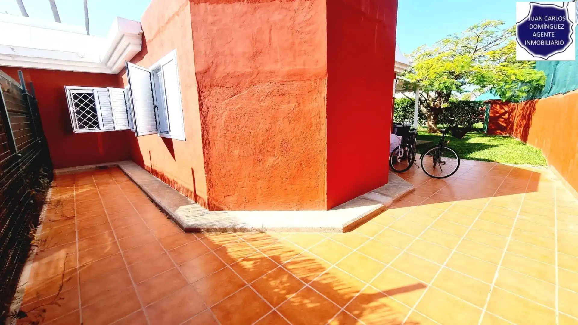 Vista exterior de Casa o chalet de alquiler en San Bartolomé de Tirajana con Aire acondicionado, Jardín privado y Terraza