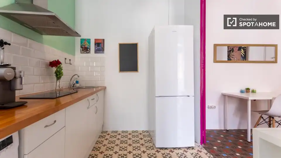 Flat with terrace to rent in Ciutat Vella, imagen 8