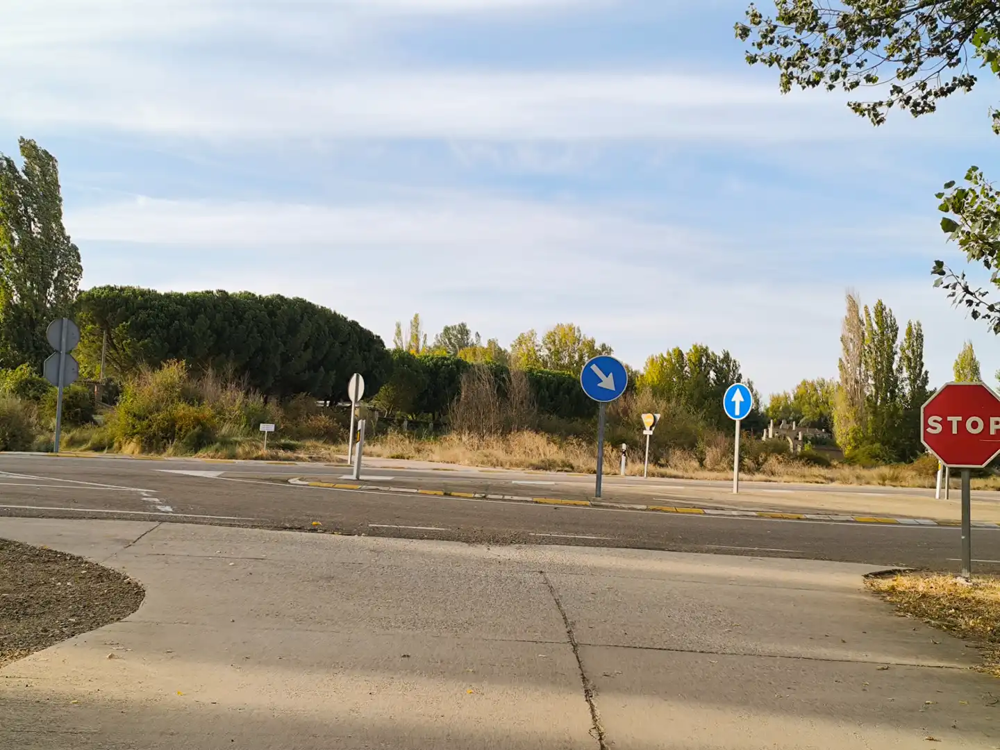 Außenansicht von Residential zum Verkauf in Husillos , Palencia