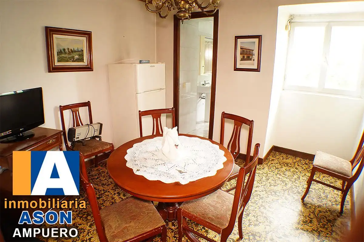 Comedor de Casa adosada en venta en Ampuero con Jardín privado y Balcón