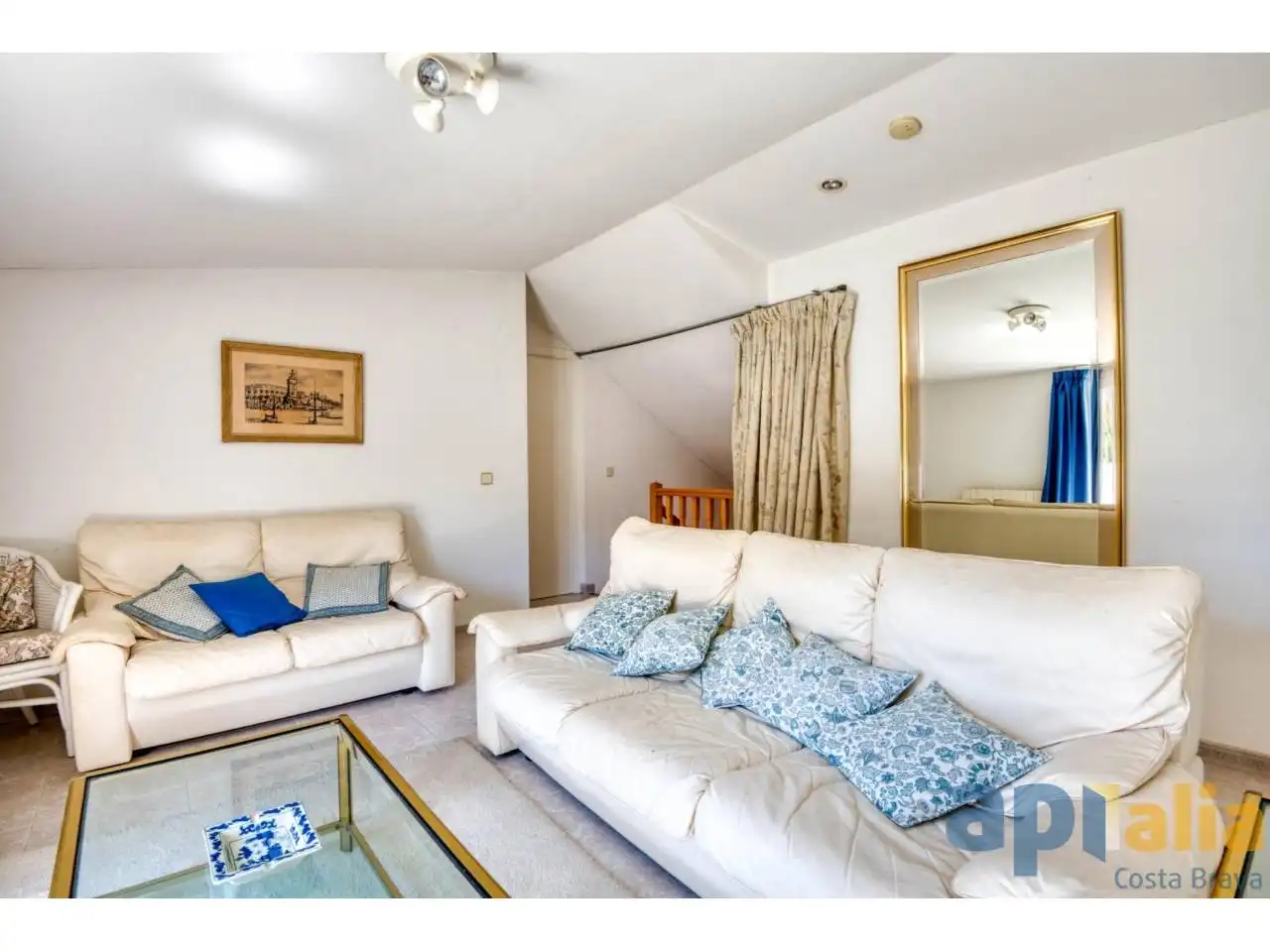 House with pool for sale in Avenida del Canigó, imagen 11