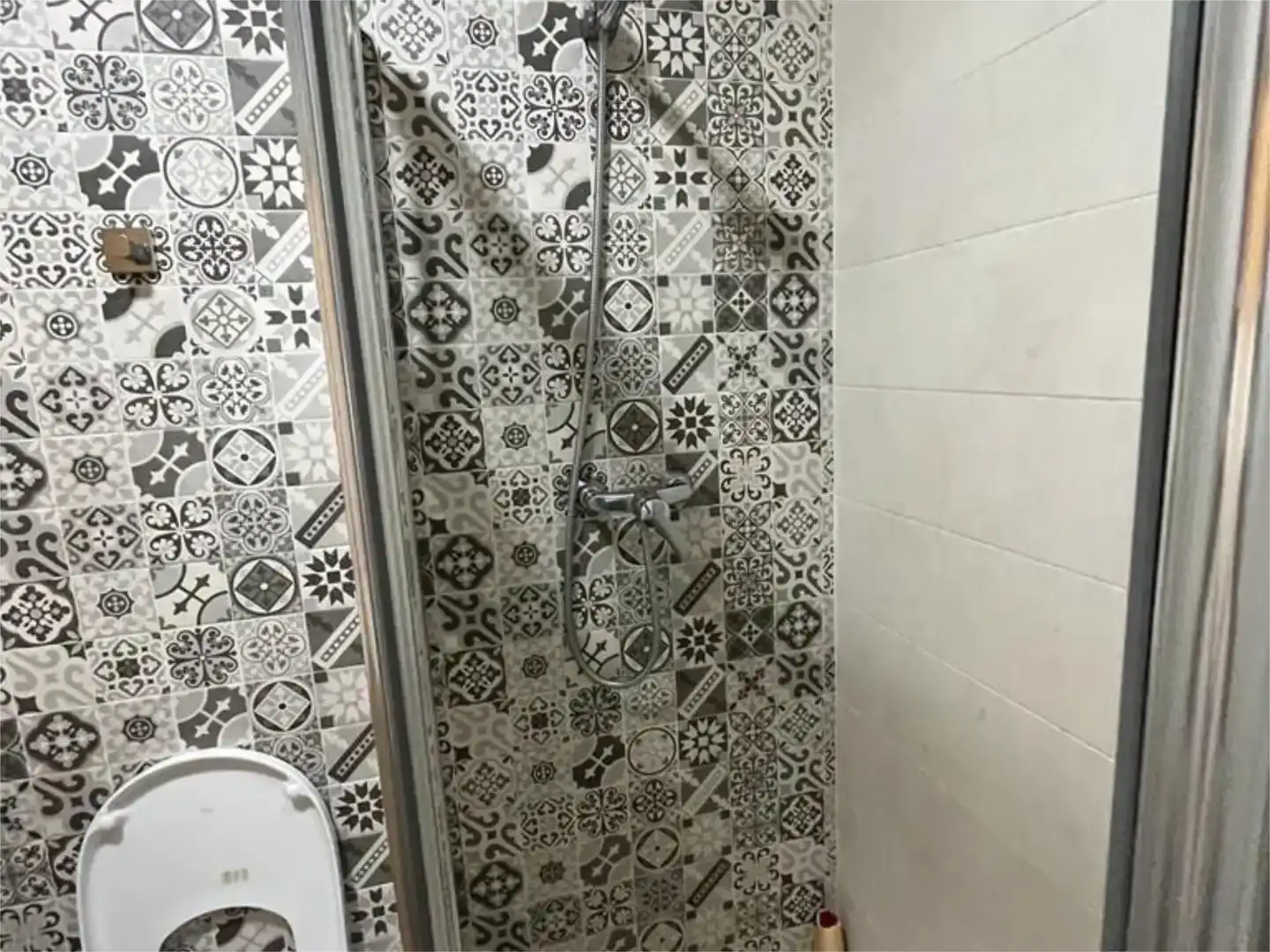 Bathroom of Flat for rent in Melilla  with Air Conditioner and Furnished