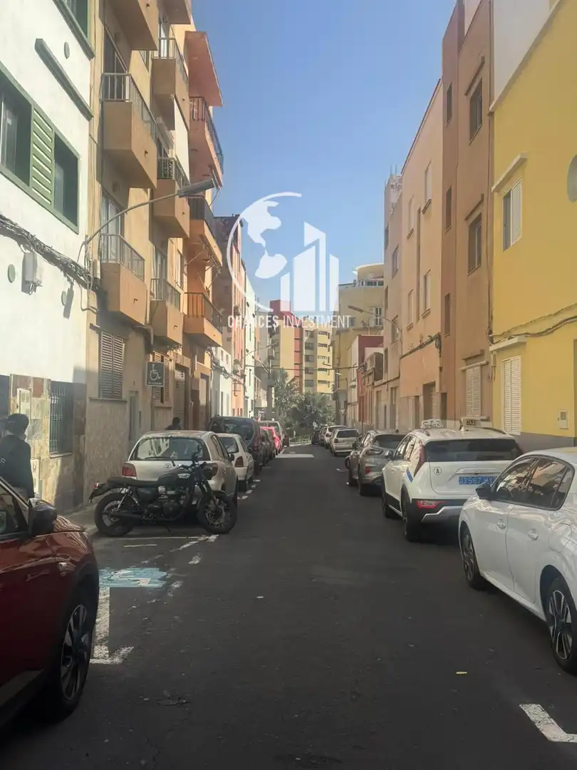 Außenansicht von Wohnung zum Verkauf in Santa Cruz de Tenerife mit Terrasse