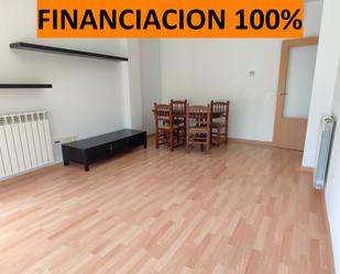 Exterior view of Flat for sale in Villanueva de Gállego  with Air Conditioner, Heating and Terrace
