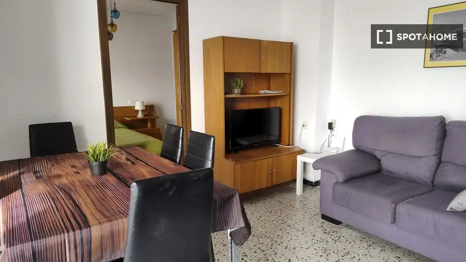Sala de estar de Apartamento para compartir en Santa Pola con Aire acondicionado, Terraza y Amueblado
