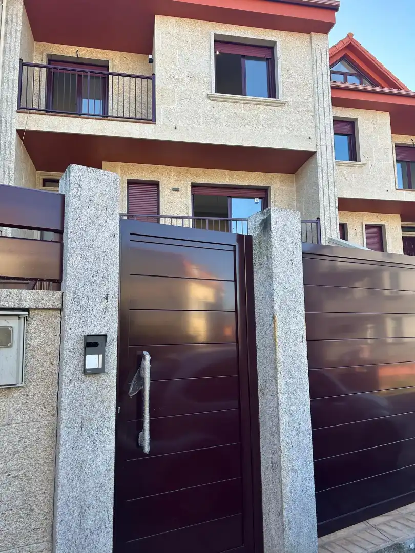 Maison mitoyenne avec terrasse à vendre à Rúa Arnela, imagen 2