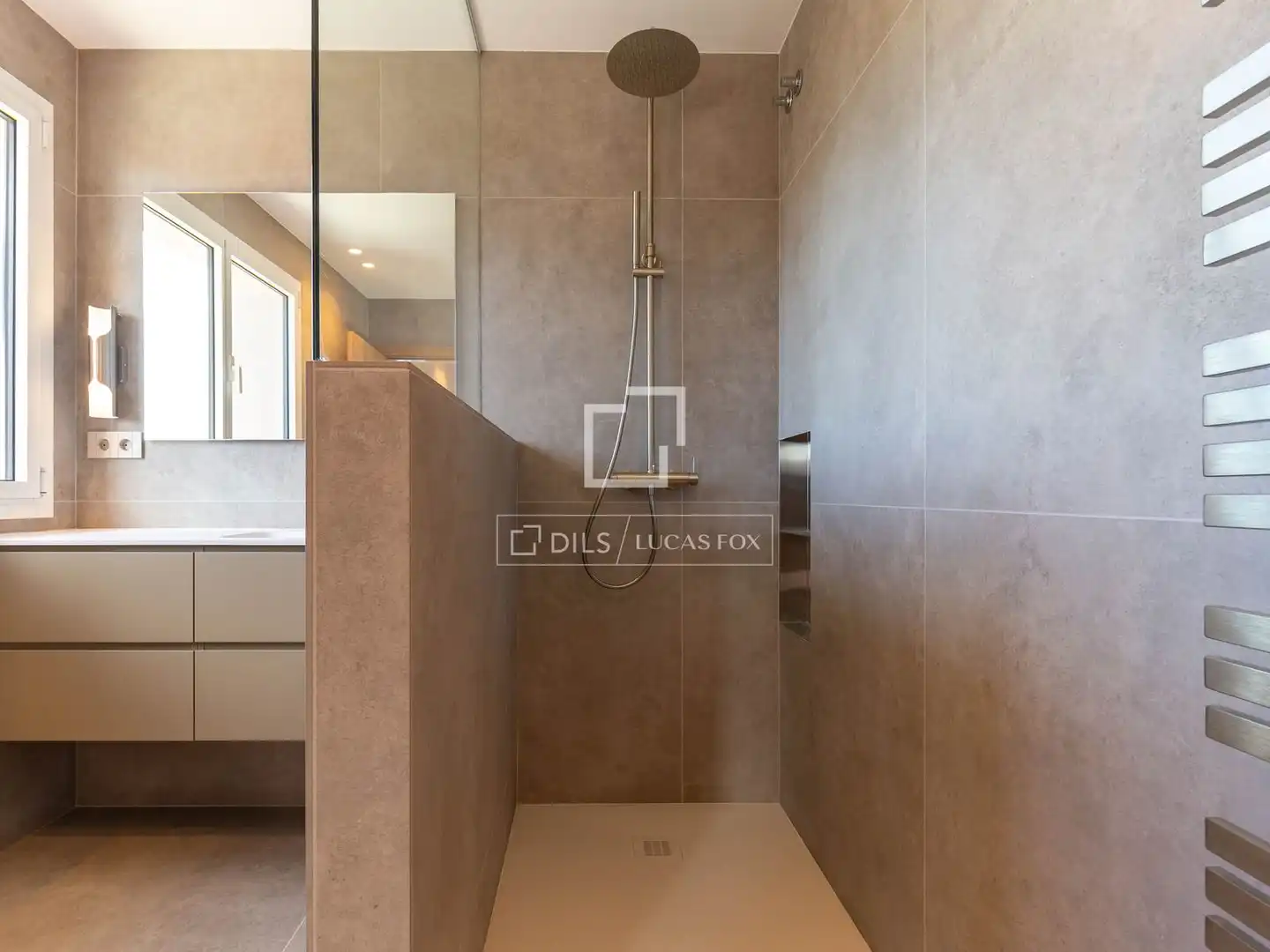 Baño de Casa o chalet en venta en Sant Just Desvern con Aire acondicionado, Jardín privado y Terraza