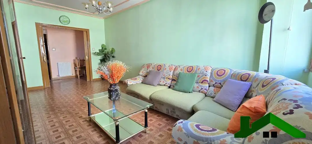 Sala d'estar de Pis en venda en Cruces