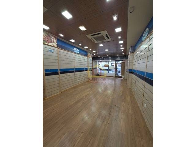 Local comercial en Alquiler en Calle Maria Auxiliadora en Labradores