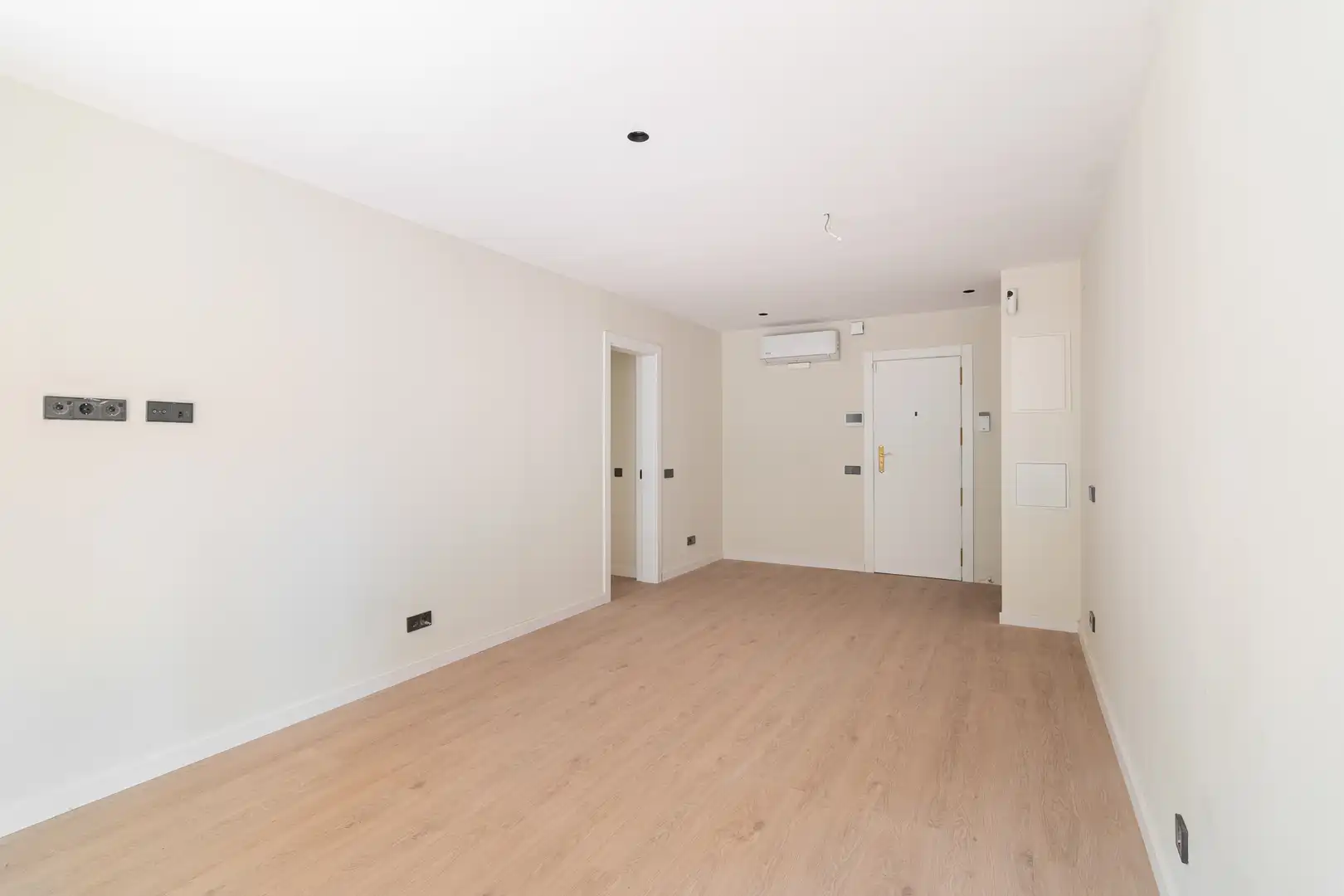 Piso con terraza en venta en Carretera de Barcelona 192, imagen 2