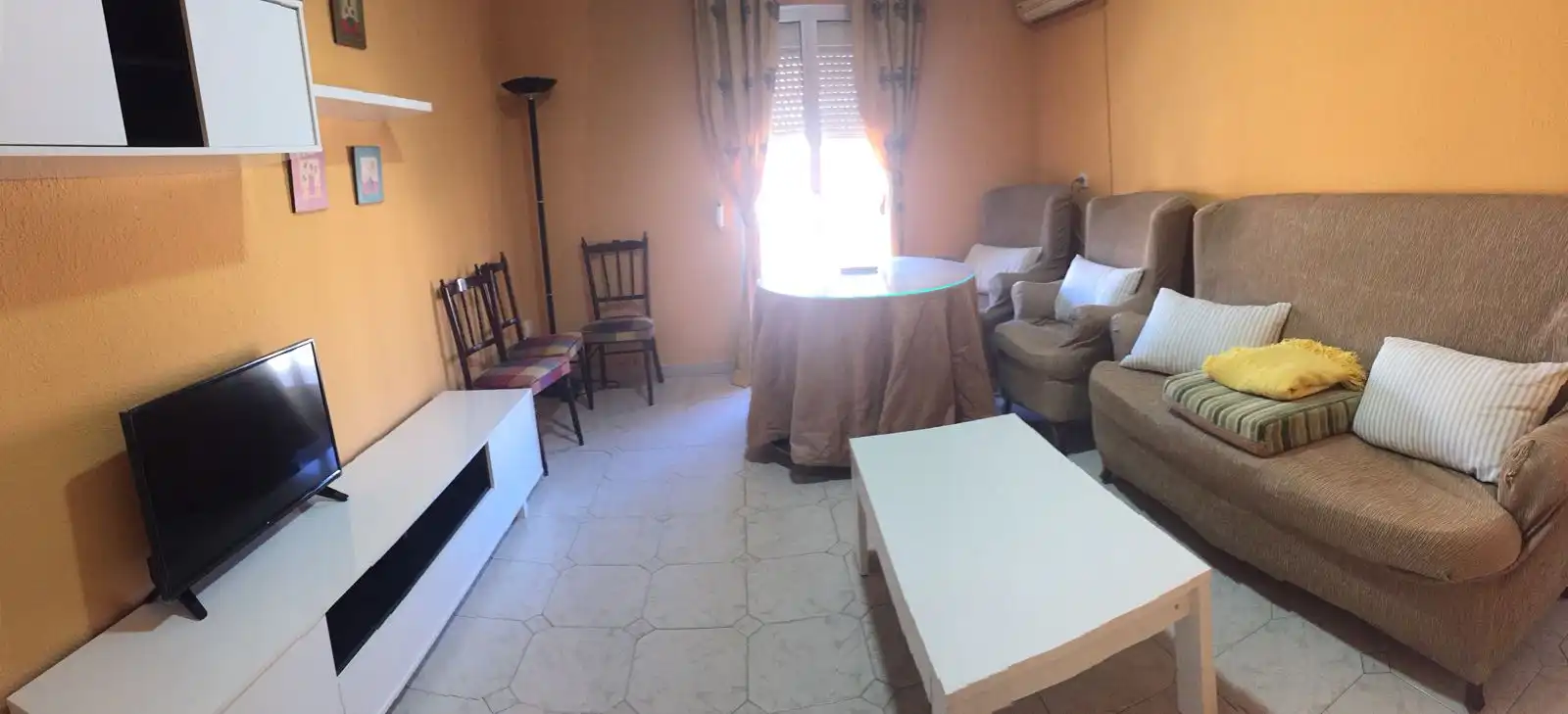 Flat with terrace to rent in Calle Lezcano, imagen 3