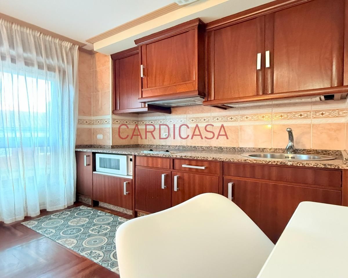 Kitchen of Study to rent in Vigo   with Heating and Parquet flooring