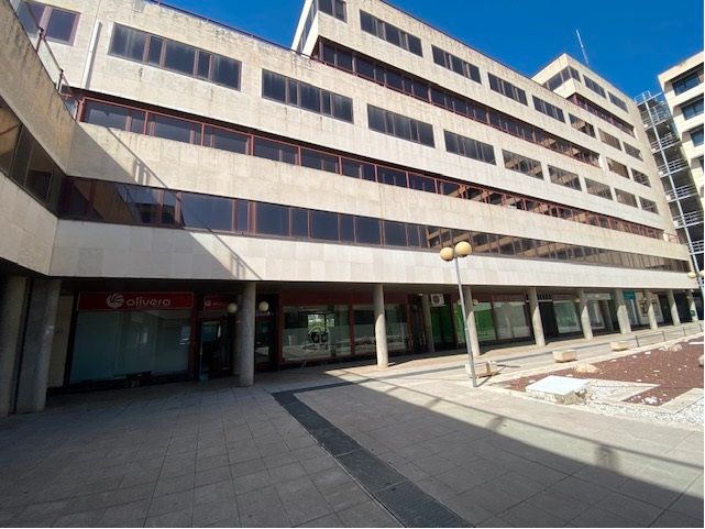 Vista exterior de Oficina en venda en  Zaragoza Capital amb Aire condicionat i Calefacció