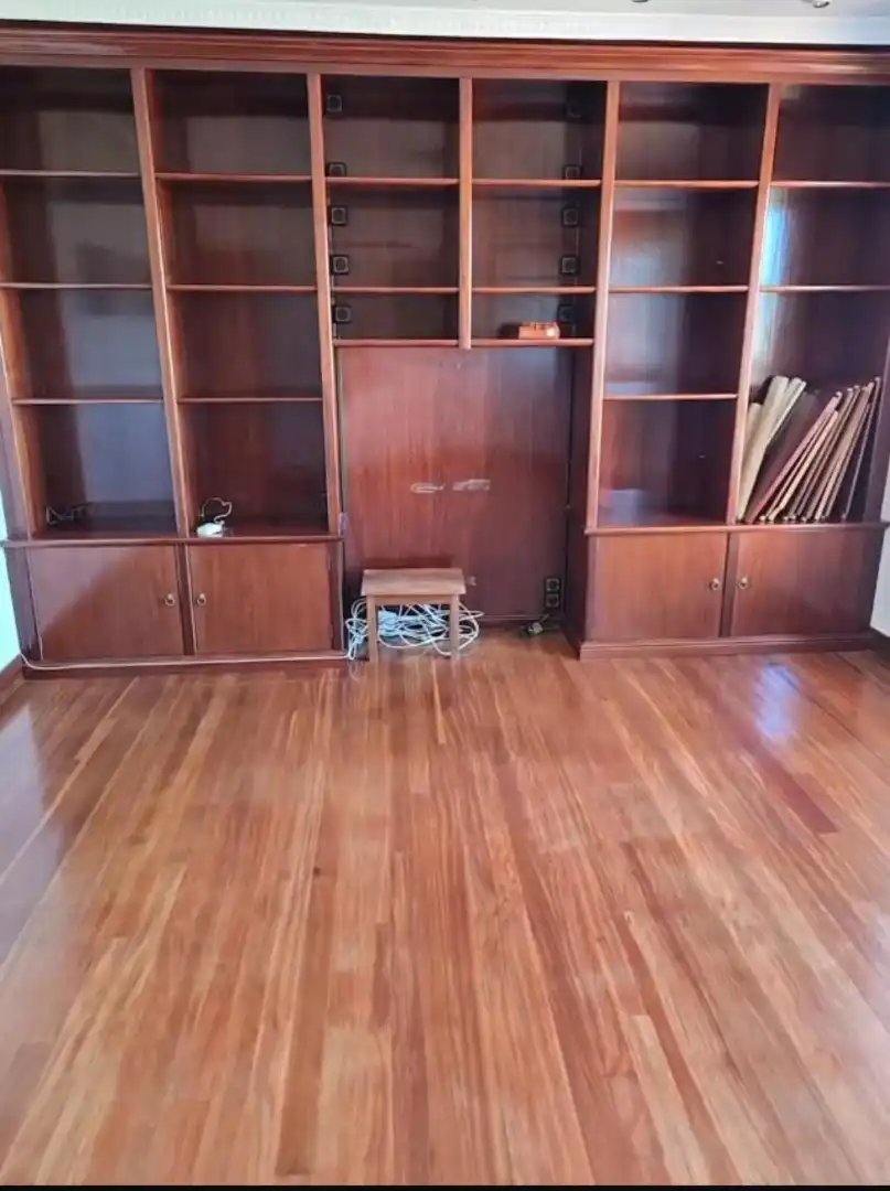 Sala d'estar de Àtic en venda en Getxo  amb Calefacció, Terrassa i Traster