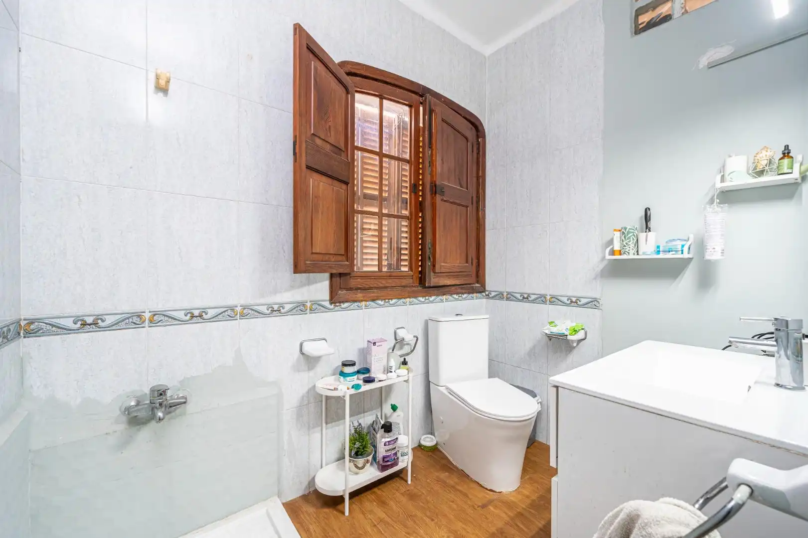 Baño de Casa adosada en venta en  Palma de Mallorca con Aire acondicionado, Calefacción y Jardín privado