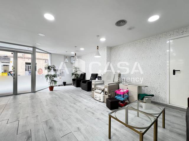 Local comercial en Venta en Llefià