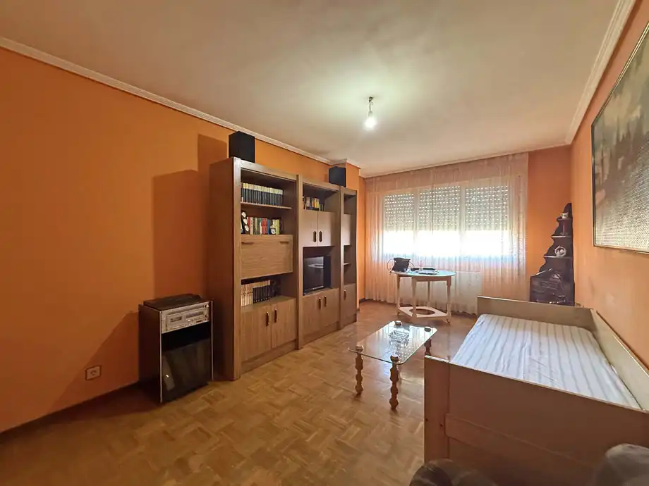 Living room of Flat for sale in Vitoria - Gasteiz  with Heating, Parquet flooring and Terrace