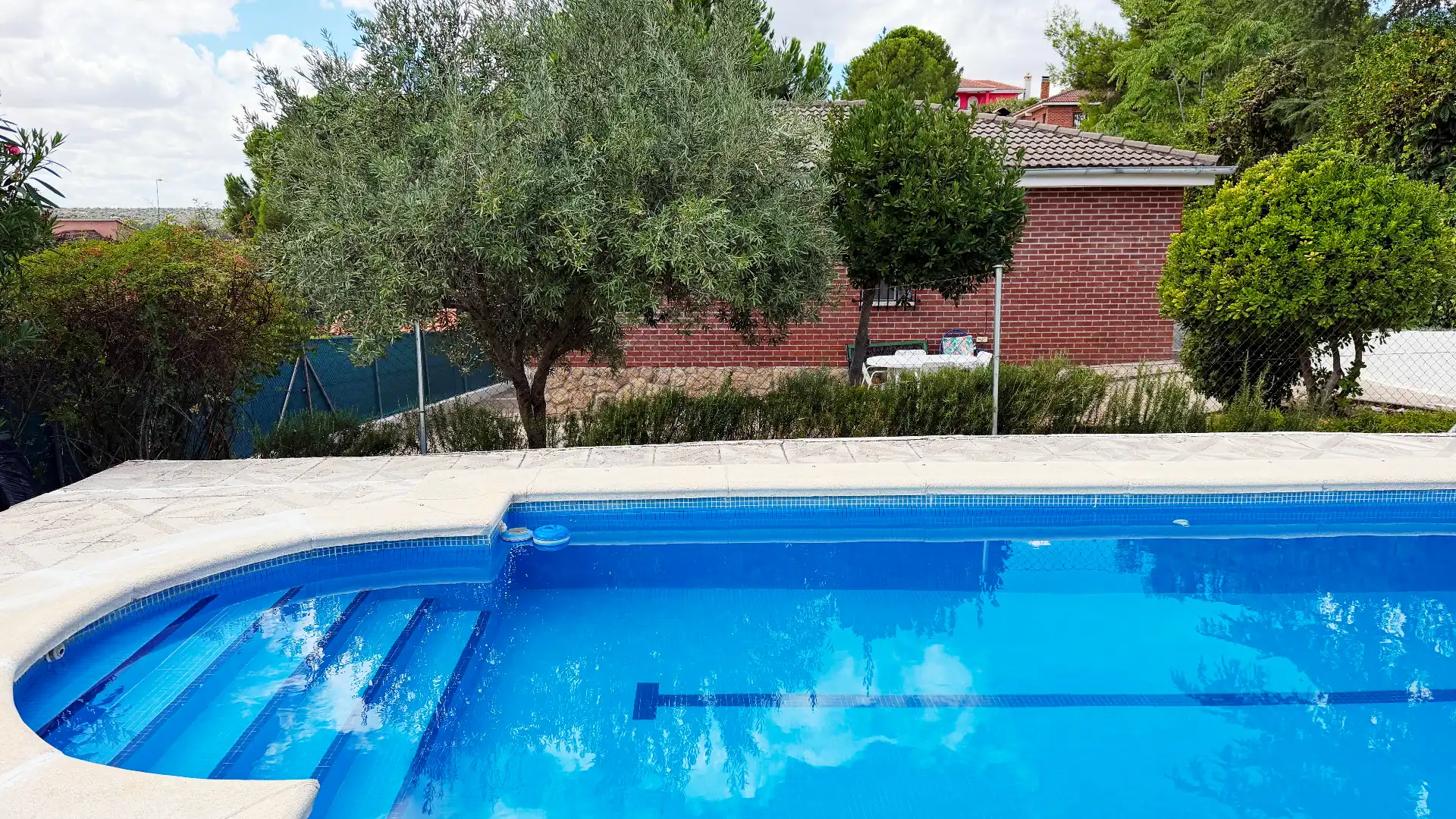 Piscina de Casa o chalet en venta en Santa Cruz del Retamar con Aire acondicionado, Calefacción y Jardín privado