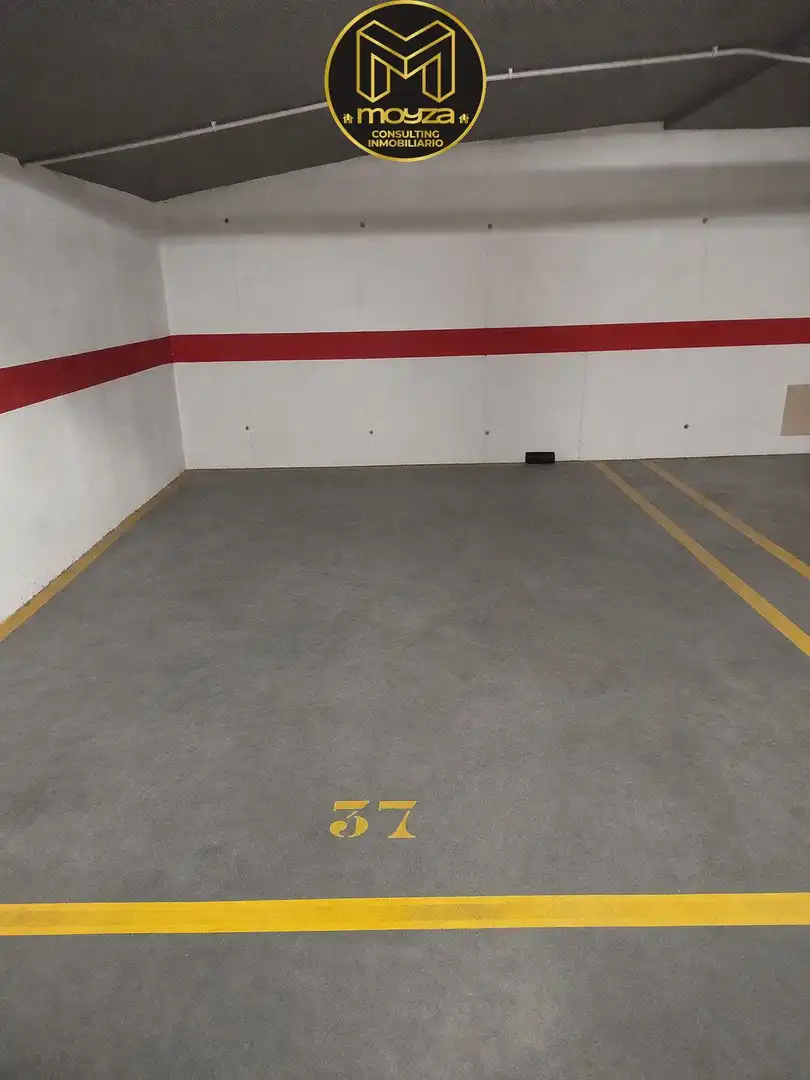 Piso en venta en Jaén con Calefacción, Terraza y Trastero