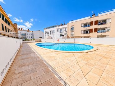 Baixos amb piscina en venda a Ciutadella