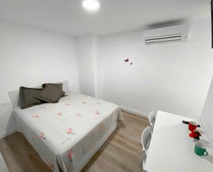 Bedroom of Flat to rent in  Valencia Capital  with Air Conditioner