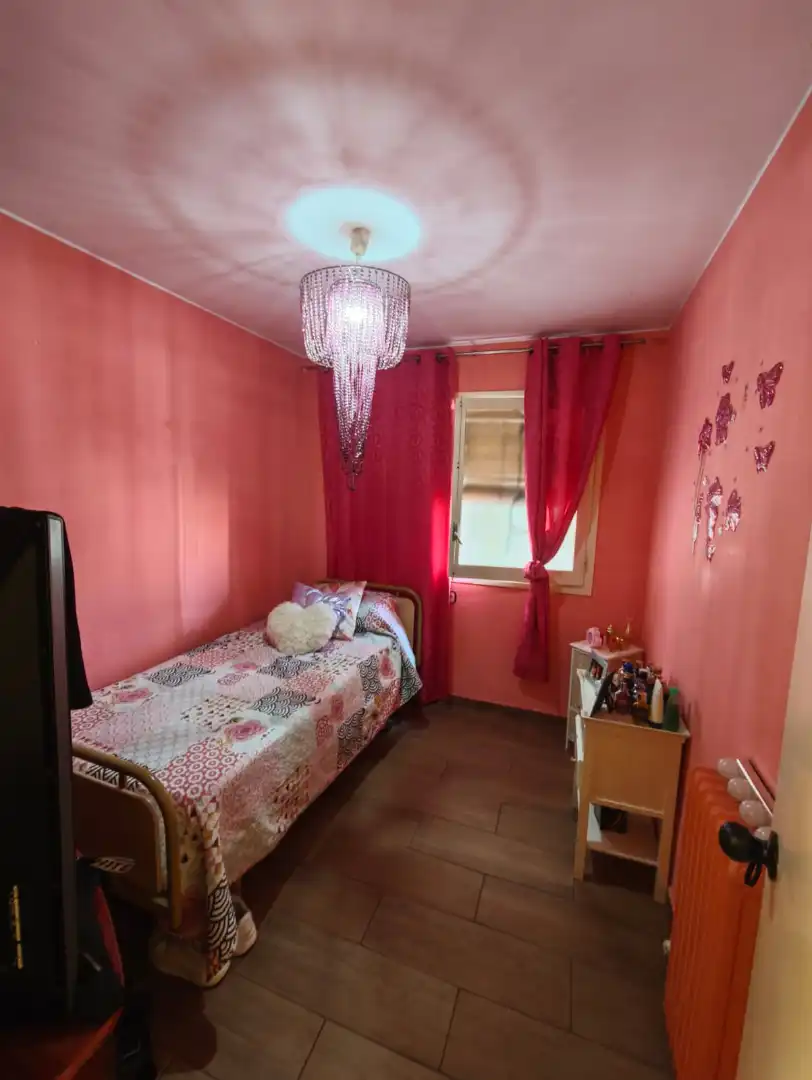 Habitación de Piso en venta en Salt con Calefacción, Parquet y Horno