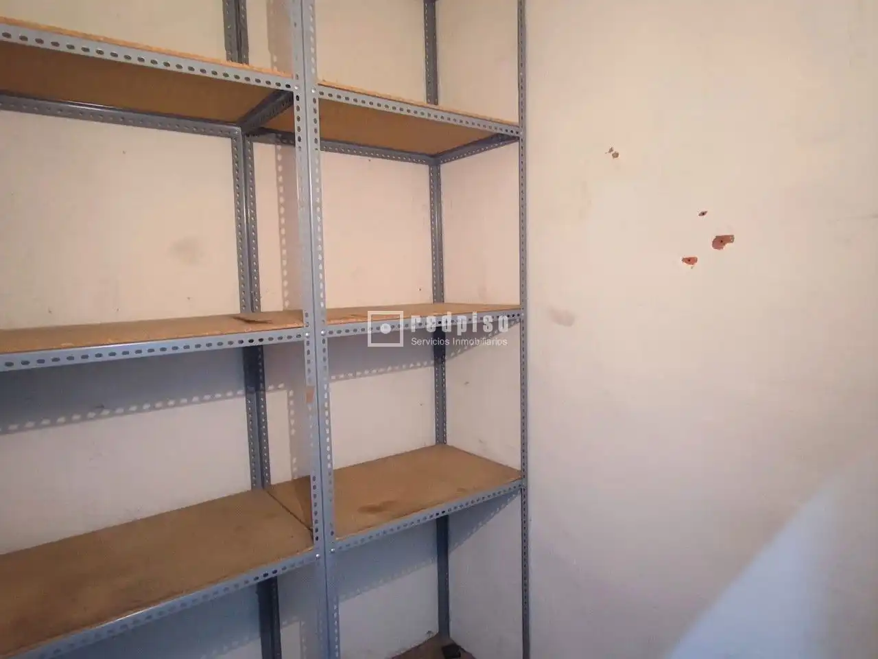 Garage for sale in Madrid