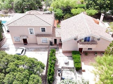 Villa con balcone in vendita a Perleta - Maitino