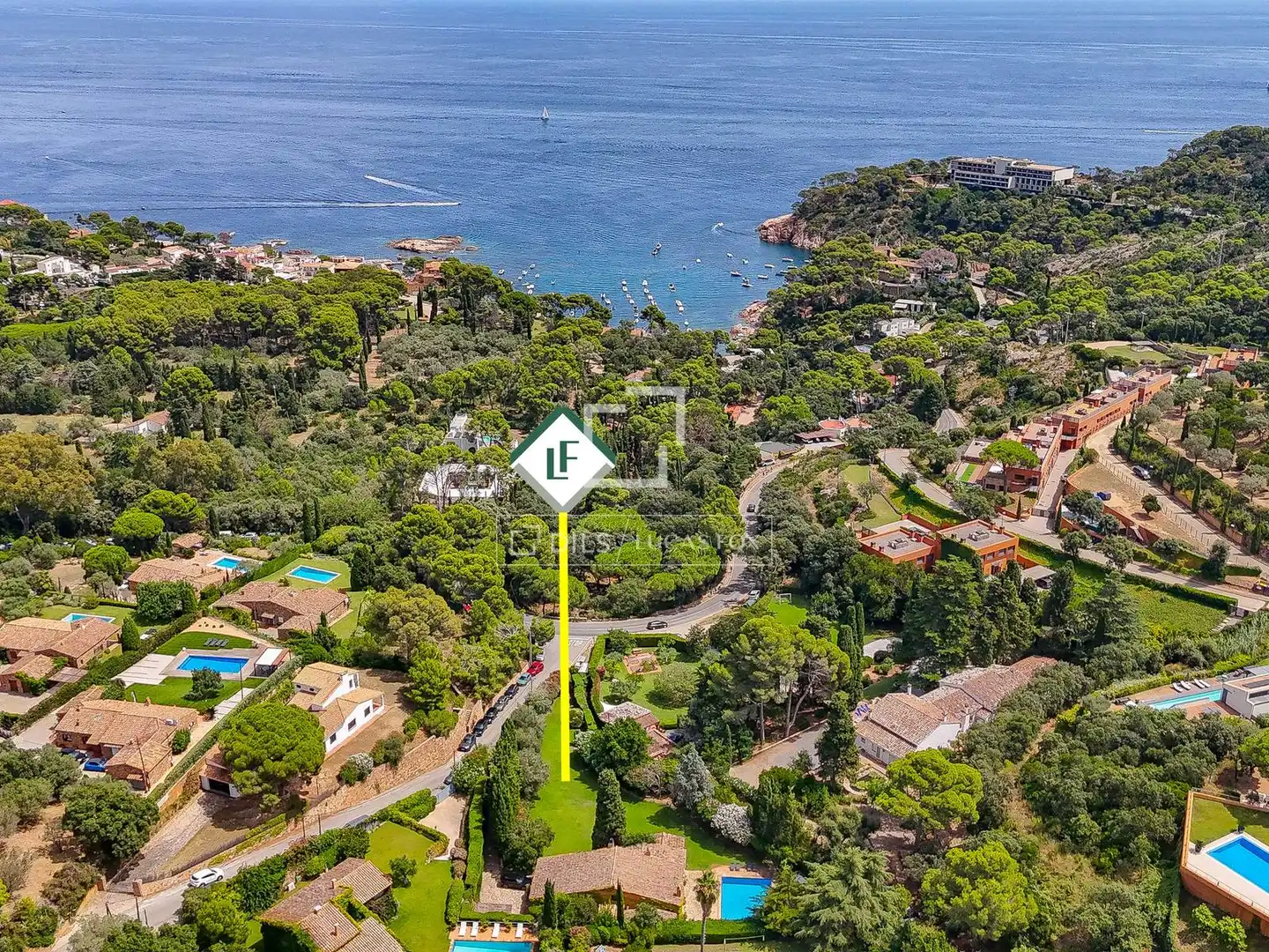 Vista exterior de Casa o xalet en venda en Begur amb Aire condicionat, Calefacció i Jardí privat